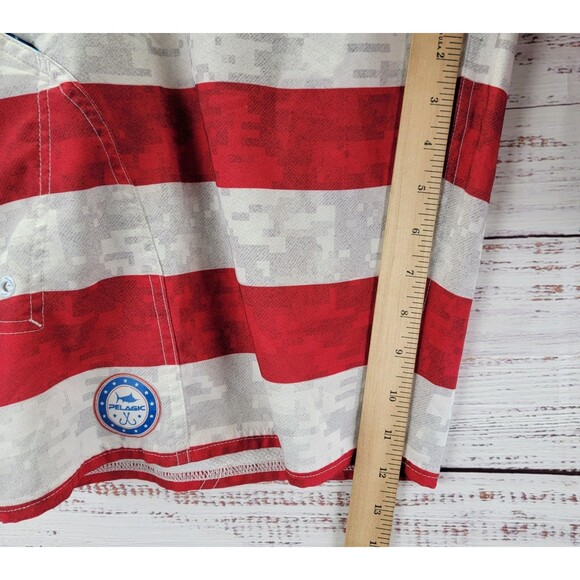 Pelagic Sharkskin Men’s 40 Red Blue American Camo Board Shorts Fish Print - Picture 4 of 15